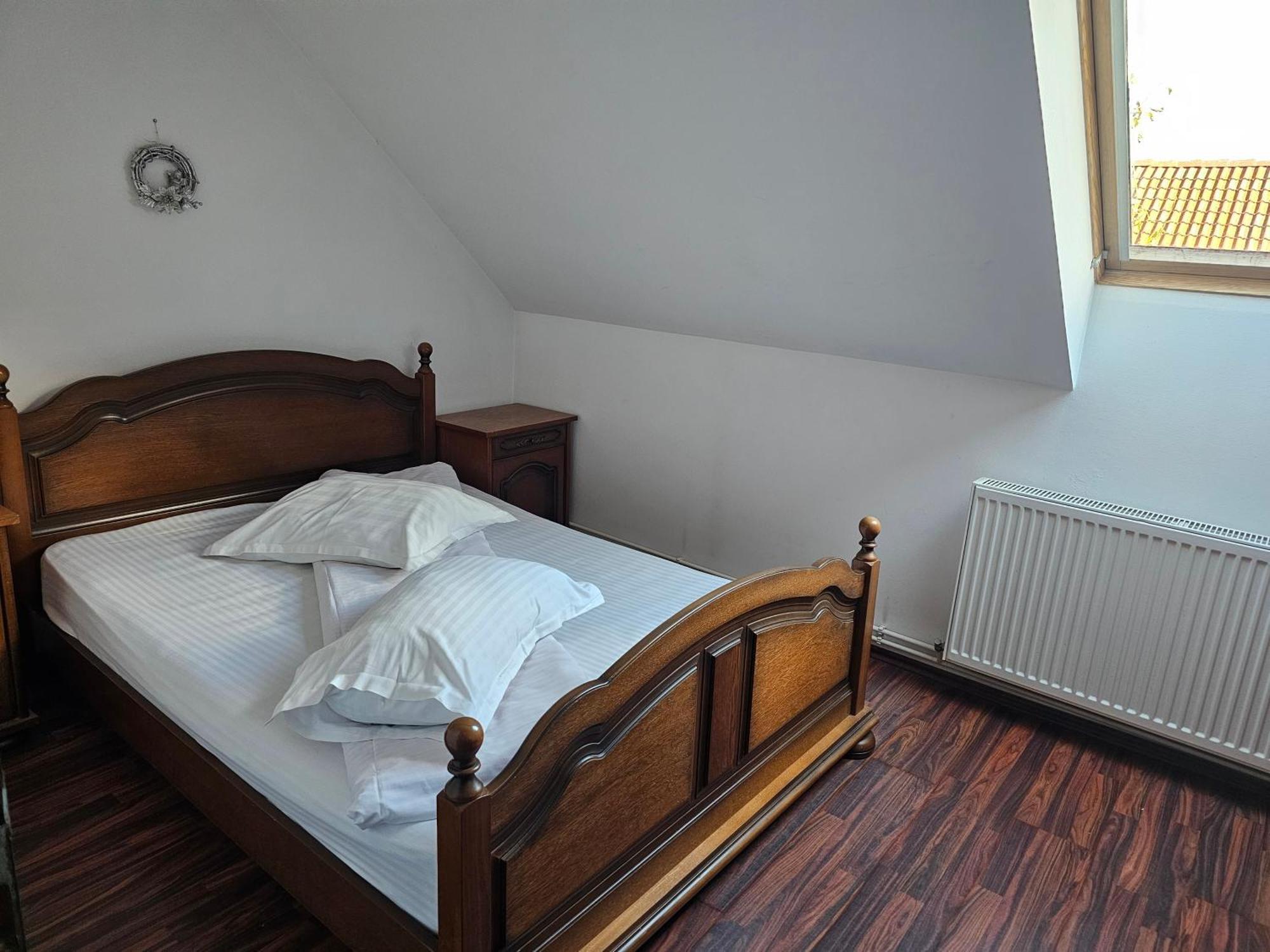 Pensiunea Kyfana Zărneşti Extérieur photo