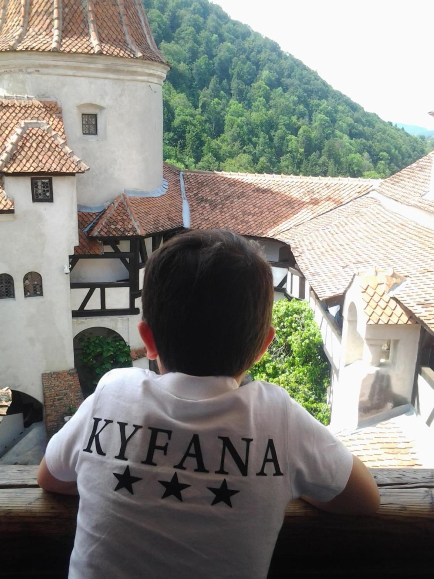 Pensiunea Kyfana Zărneşti Extérieur photo